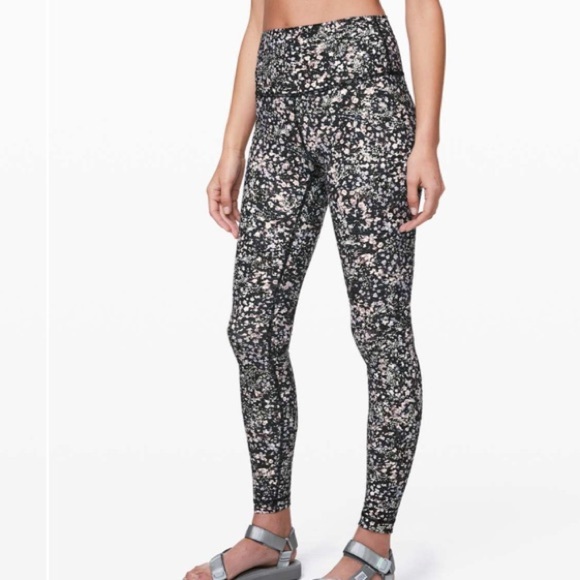 Lululemon 4 Wunder Under High-Rise Tight 28" in Floral Spritz Multi